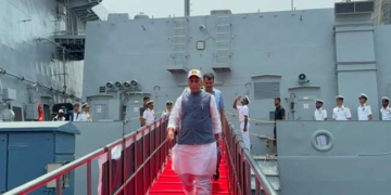 राजनाथ सिंह: आईएनएस महेंद्रगिरि से बढ़ेगी भारत की समुद्री ताकत, आंध्र बन रहा रक्षा हब